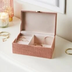 B&M Harmony Jewellery Box