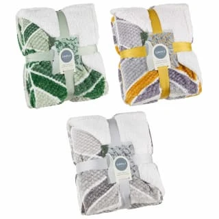 B&M Simply Geo Waffle Throw - Grey - Image 5