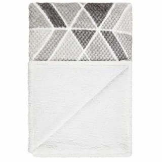 B&M Simply Geo Waffle Throw - Grey - Image 2